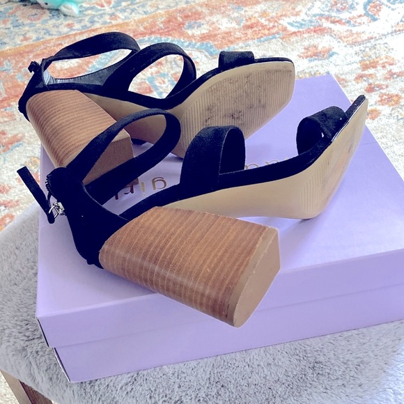 Madden Girl Sandals - Picture 4 of 4